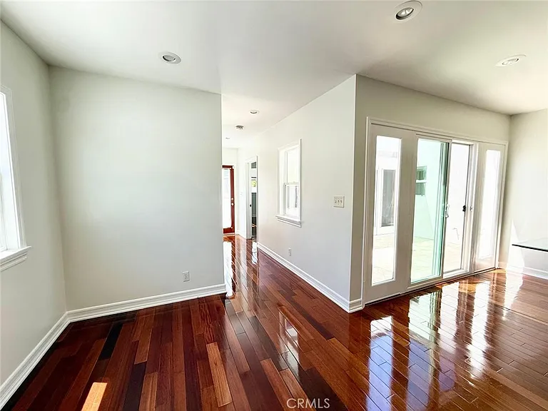 5639 Natick Ave — Photo 16