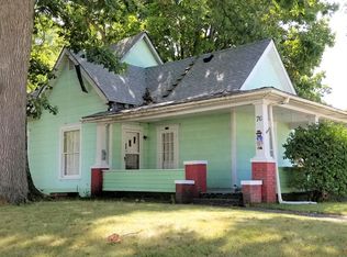 79 Columbus St, Danville, IL 61832