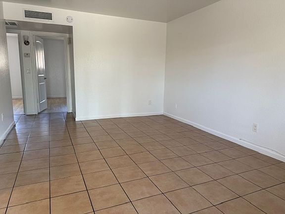 3rd image of 643-675 E Brown Rd #651