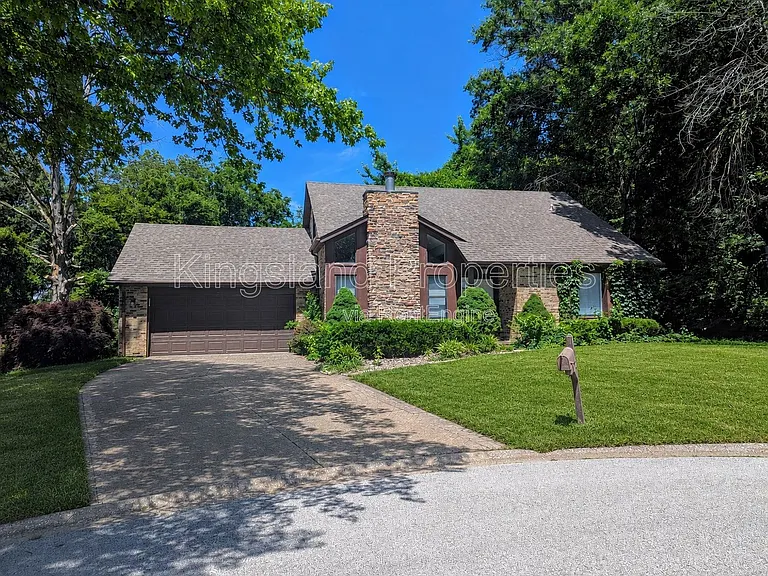 2217 Wendy Way Dr — Photo 1
