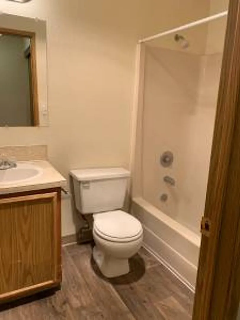 Hazel Dell Ridge Apt — Photo 3