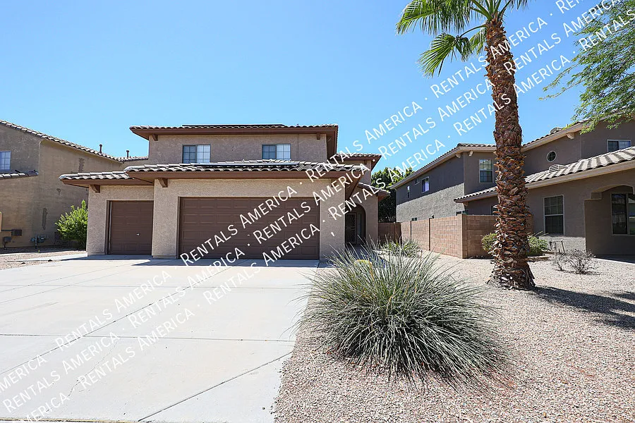 Gorgeous 4/2.5 w/ Den + Loft + Pool in Surprise!! — Photo 2