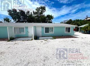 1615 Stickney Point Rd #3, Sarasota, FL 34231