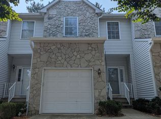 14 Sandhill Ct, Jamesburg, NJ 08831