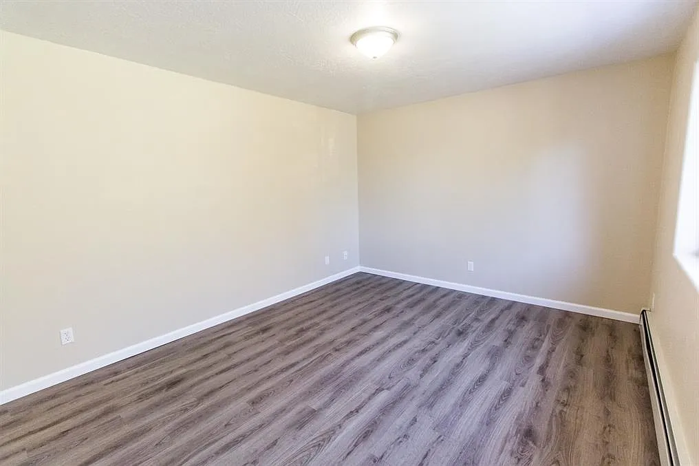 1509 S 10th St W — Photo 3