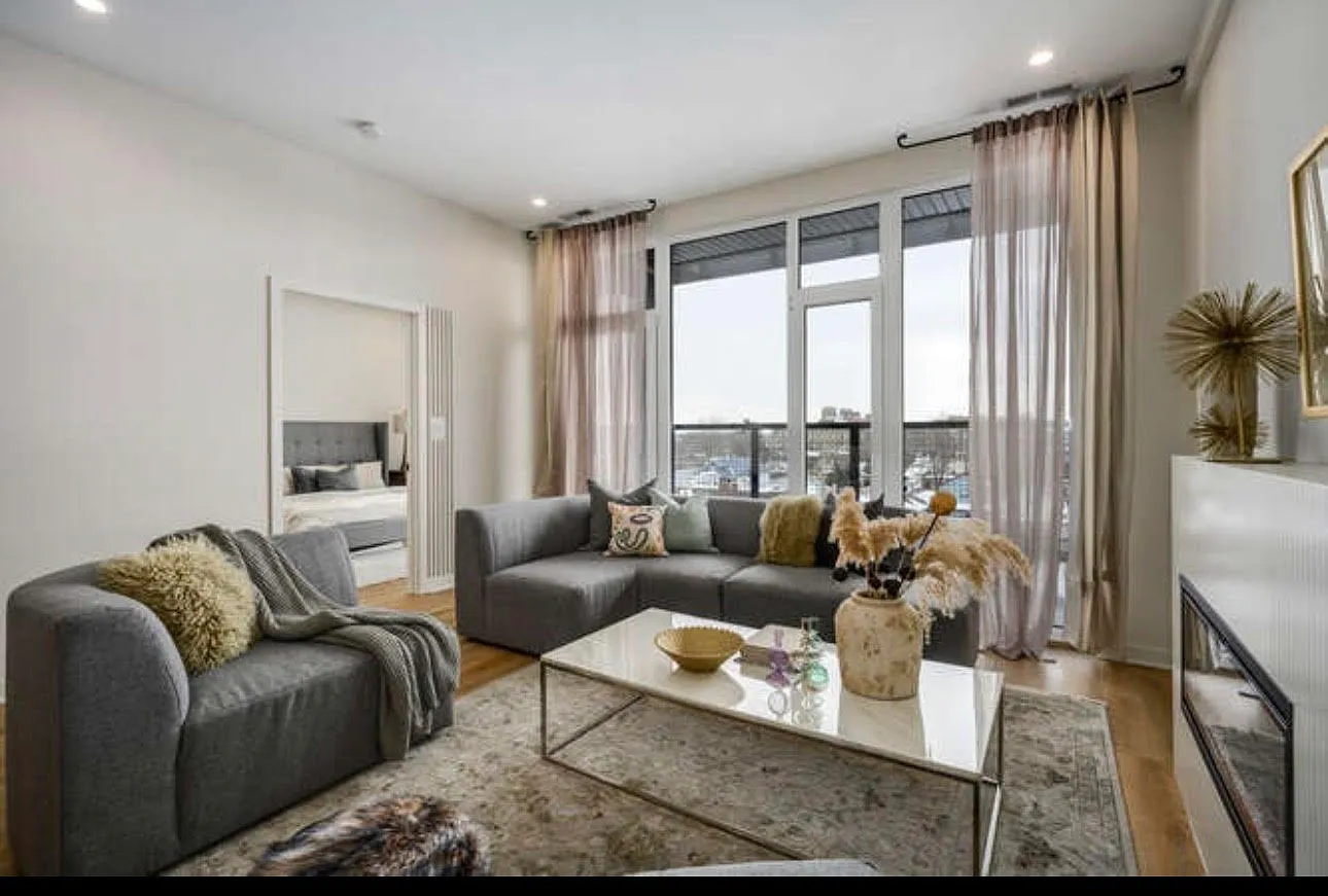 1 bed, 1.5 bath, 830 sqft, $2,500 — Photo 1