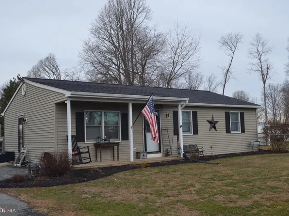686 State Rd, West Grove, PA 19390