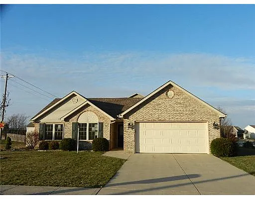 2851 Huntington Dr photo 1