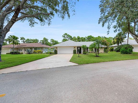 3rd image of 12782 SE Royal Troon Ct