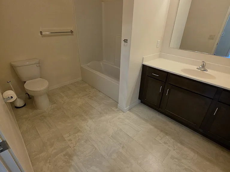 1415 Center Point Rd NE #207 — Photo 14