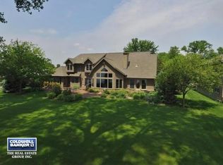 1553 Cowling Bay Rd, Neenah, WI 54956