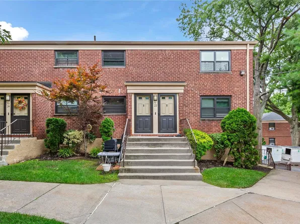 73-22 Springfield Boulevard 2nd FL, Oakland Gardens, NY 11364