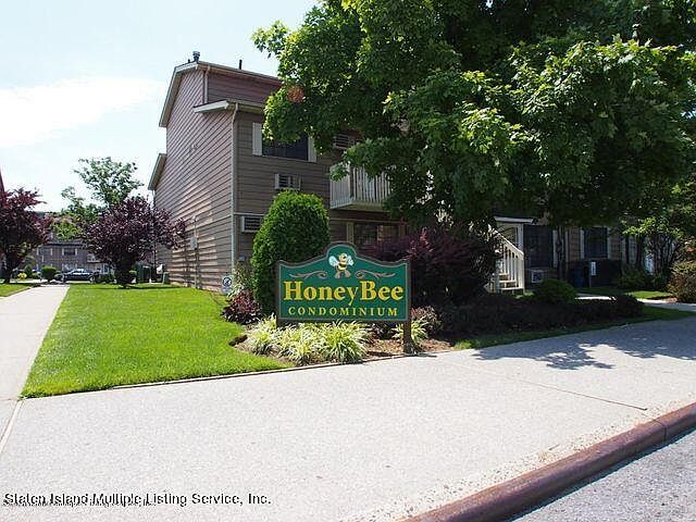 1st image of 18 Gardenia Ln Floor 1