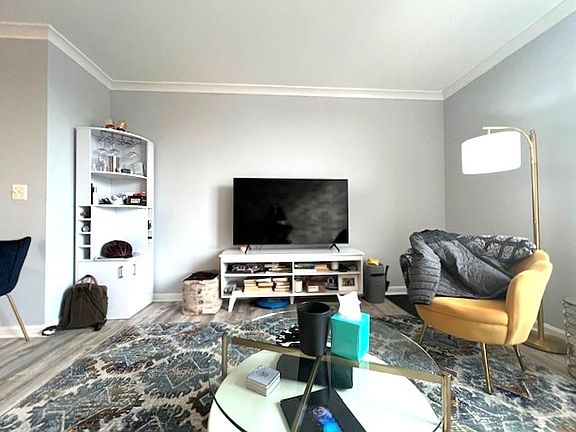 5th image of 2220 Fairfax Dr APT 702