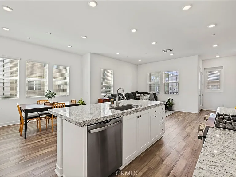 27005 Hummingbird Ln — Photo 25