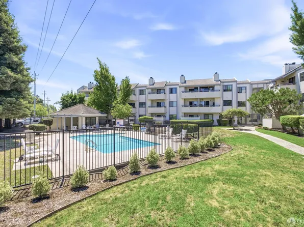 26088 Kay Ave APT 214, Hayward, CA 94545