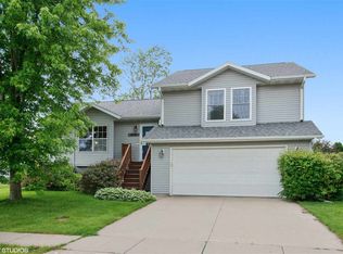2247 Balsam Ct, Iowa City, IA 52240