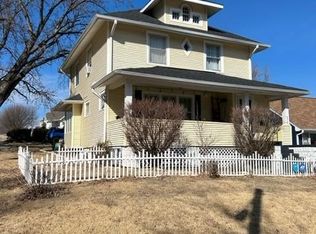 972 S 45th St, Omaha, NE 68106