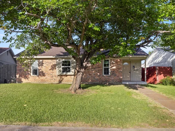 9776 Faircloud Dr, Dallas, TX 75217