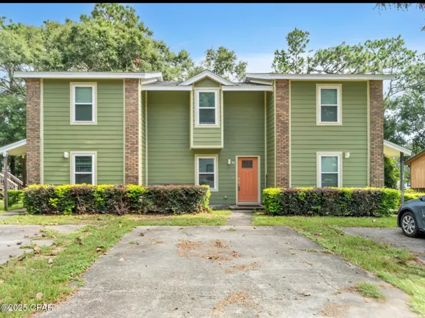 121 Hampton Dr, Crestview, FL 32539