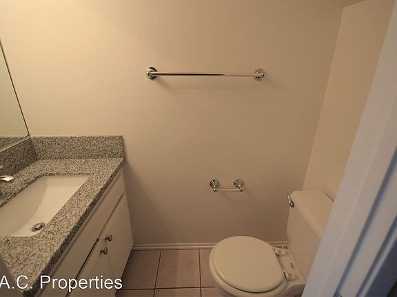 5th image of 5340 Whitsett Ave #9760170