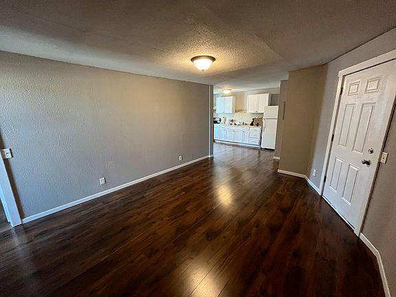 3rd image of 300 1st St S APT 1