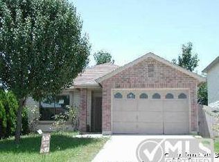 6830 Canary Meadow Dr, Converse, TX 78109