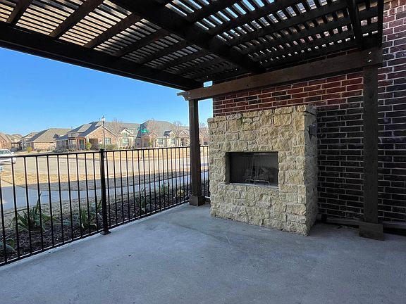 3rd image of 3971 Dalea Dr