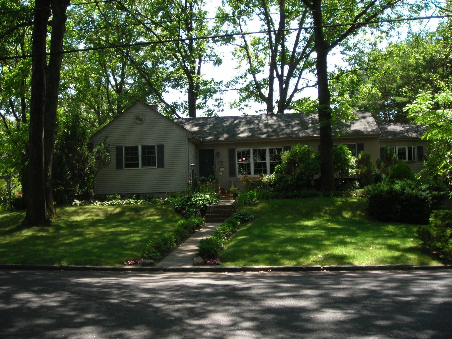 233 Highfield Ln, Nutley, NJ 07110 Zillow