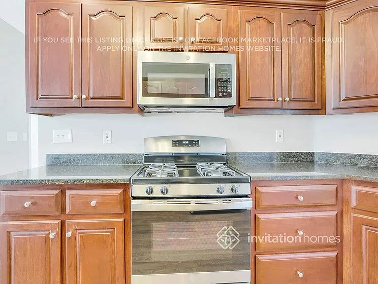 495 Langley Creek Dr — Photo 5