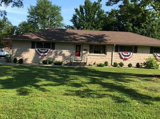 11588 N Westwood Dr, Farmersburg, IN
