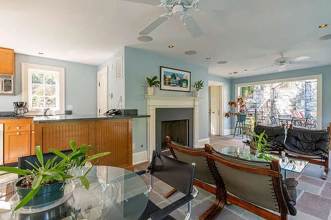1 bed, 1200 sqft, $3,495 — Photo 2