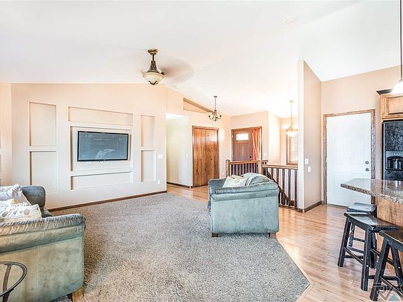 5th image of 5508 S Kerry Ave