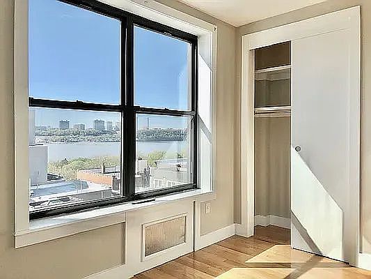 5th image of 3495 Broadway APT 73