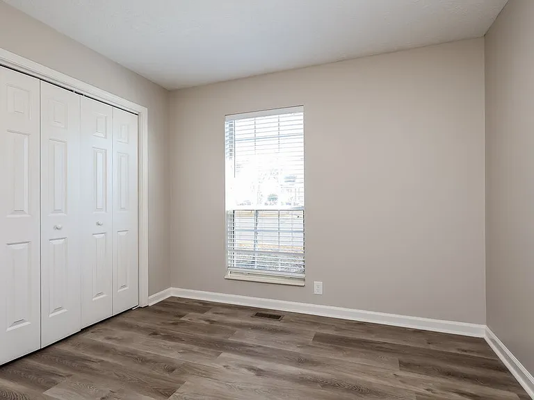 823 Neelys Chase Dr — Photo 17