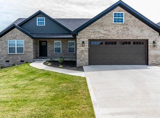 6016 Arbor Woods Way, Richmond, KY 40475