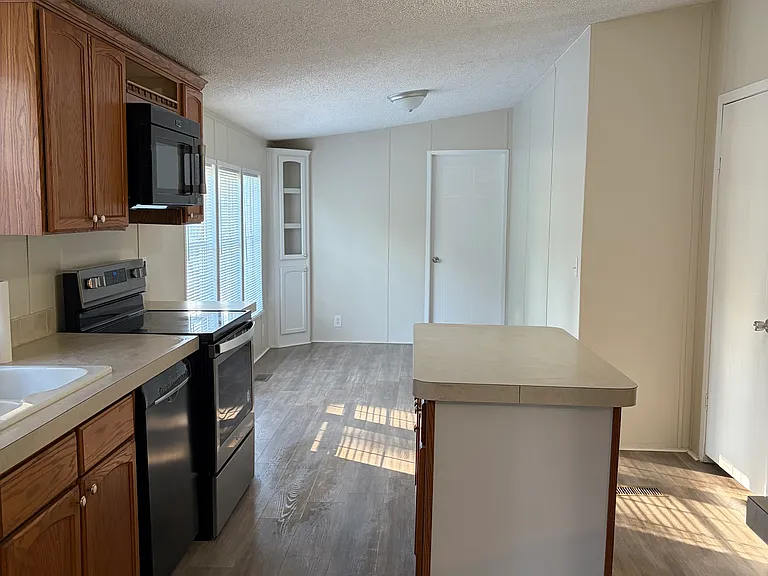 7157 Twin Acres Ln — Photo 5