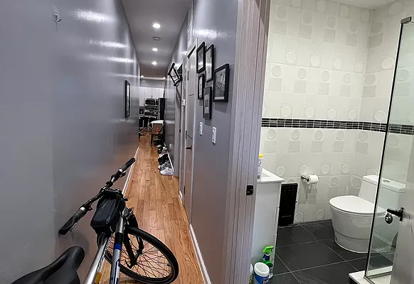 Rented by S1O Realty Group LLC | media 10