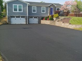 128 Sanger Dr, Beaver Falls, PA