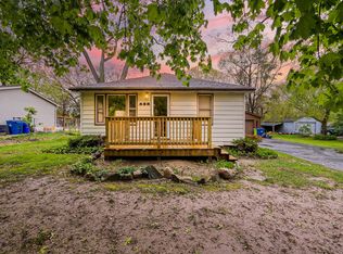 538 Union Lake Rd, White Lake, MI 48386