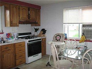 2nd image of 25 Cheryl Dr