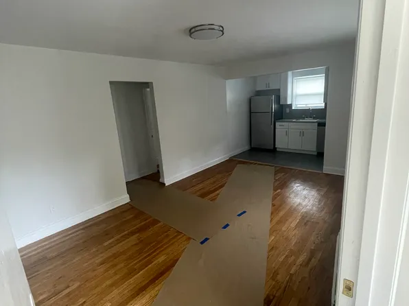 (undisclosed Address), Oakland Gardens, NY 11364
