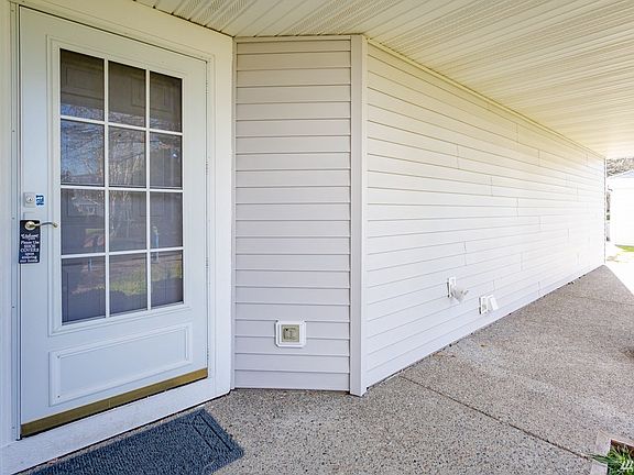 2nd image of 5618 Brookmere Dr #17-1
