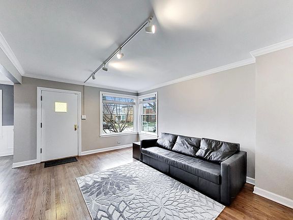 5th image of 5117 N Newland Ave