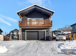1060 E Mountain Peak Loop, Palmer, AK 99645