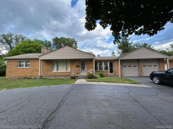 16782 Inkster Rd, Redford, MI 48240