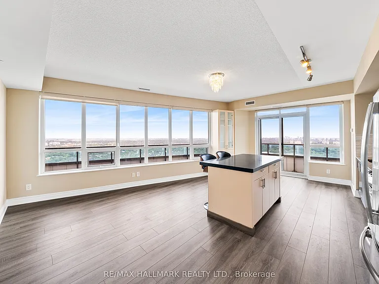 7171 Yonge St #Penthouse 301 — Photo 6
