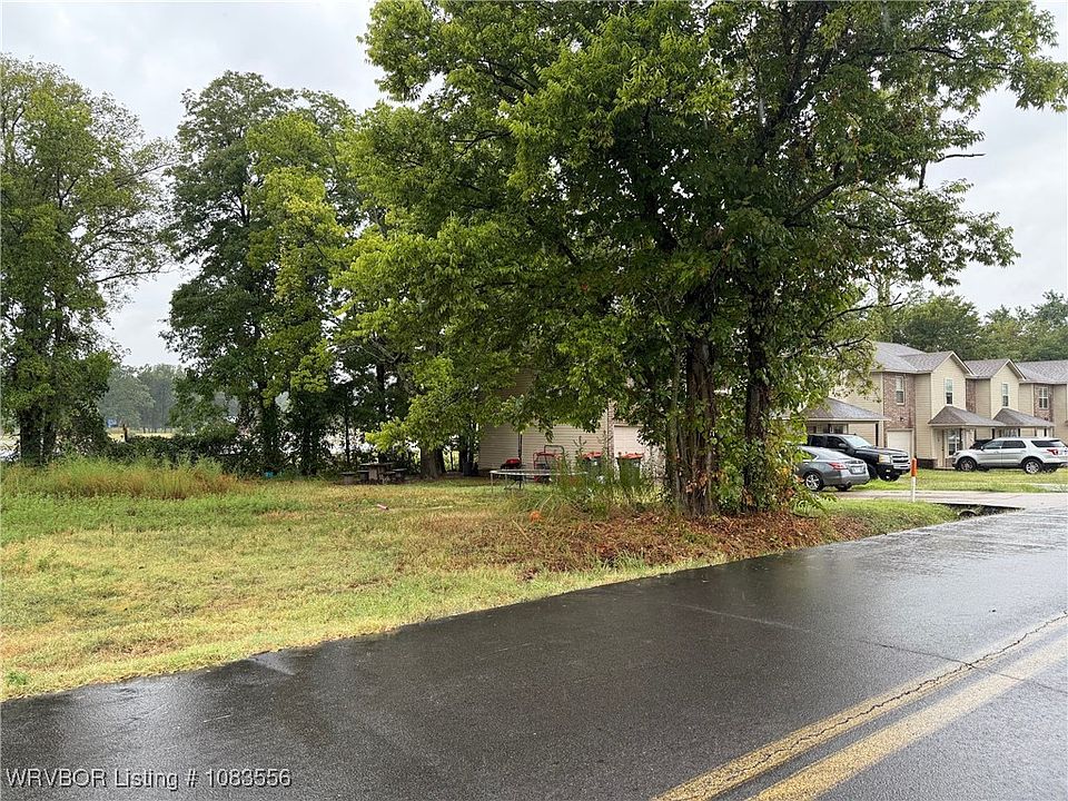 2nd image of 2403 Dora Rd
