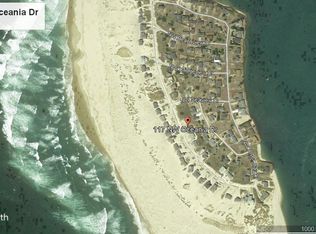 117 NW Oceania Dr, Waldport, OR 97394