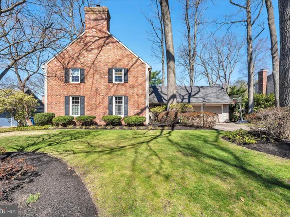 126 Ashford Rd, Cherry Hill, NJ 08003